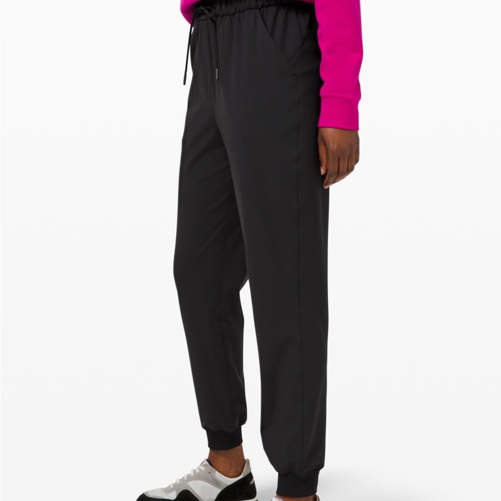 NWOT Lululemon Stretch High-Rise Jogger